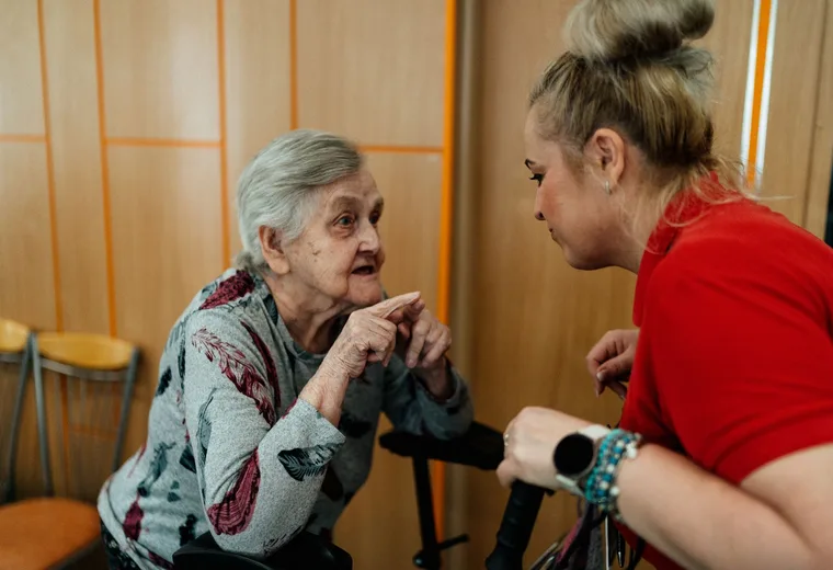 Opatrovateľská služba pre seniorov